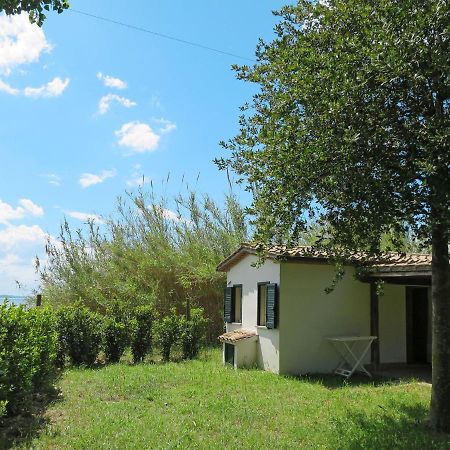 Holiday Home Chalet Del Lago By Interhome Bolsena Bagian luar foto