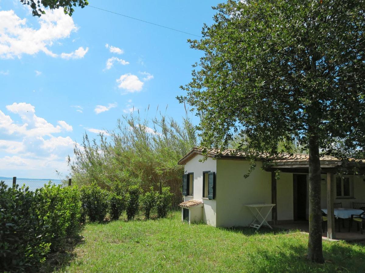 Holiday Home Chalet Del Lago By Interhome Bolsena Bagian luar foto