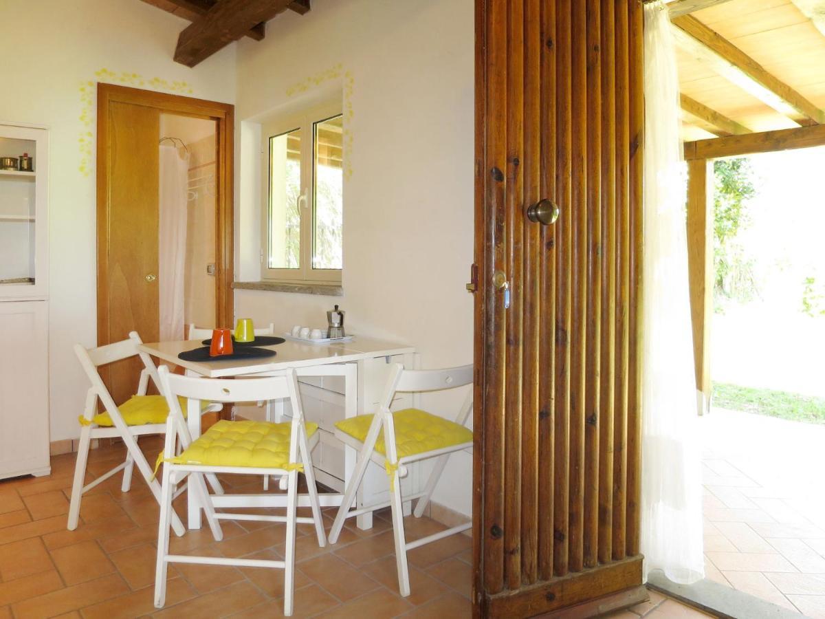 Holiday Home Chalet Del Lago By Interhome Bolsena Bagian luar foto
